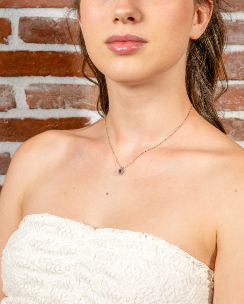 Lilac Heart – Collana acciaio con cuore lilla e catenina fine